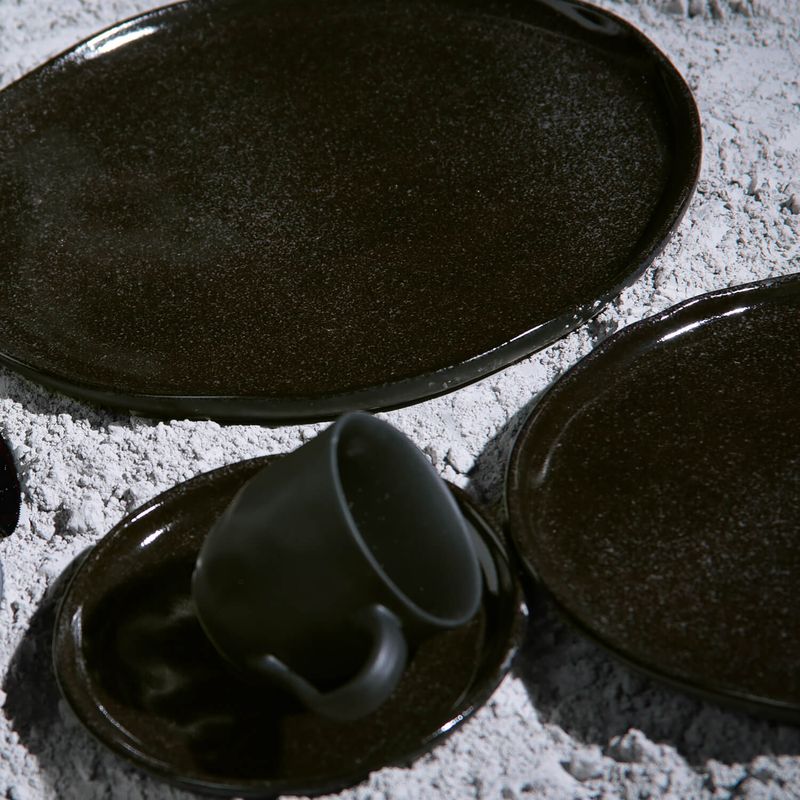 Black-Sand-2
