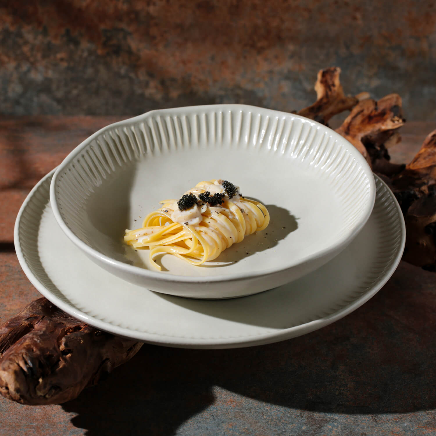 MARROW CREAM 2点セット Conjunto com 6 Pratos Fundo Linhas Clay Ø22,5cm 830ml - Porto