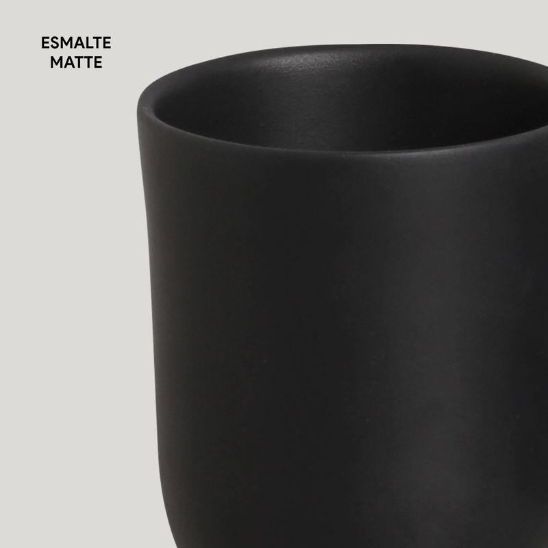 1232673902---CANECA-COUP-STONEWARE-GRANDE-PRETO-MATTE---05
