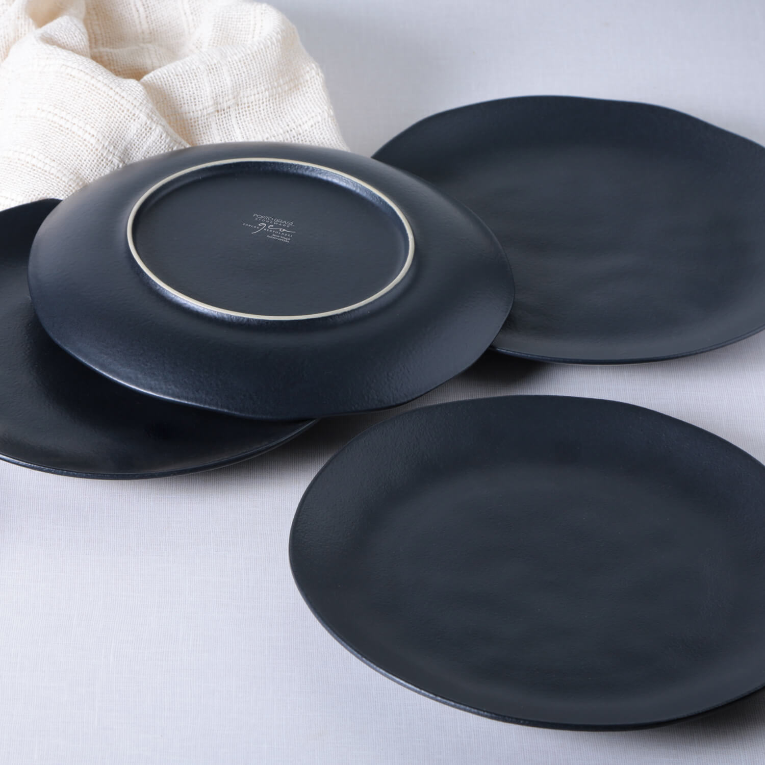 Conjunto com 6 Pratos Raso Orgânico Preto Matte Ø 26,5cm - Porto