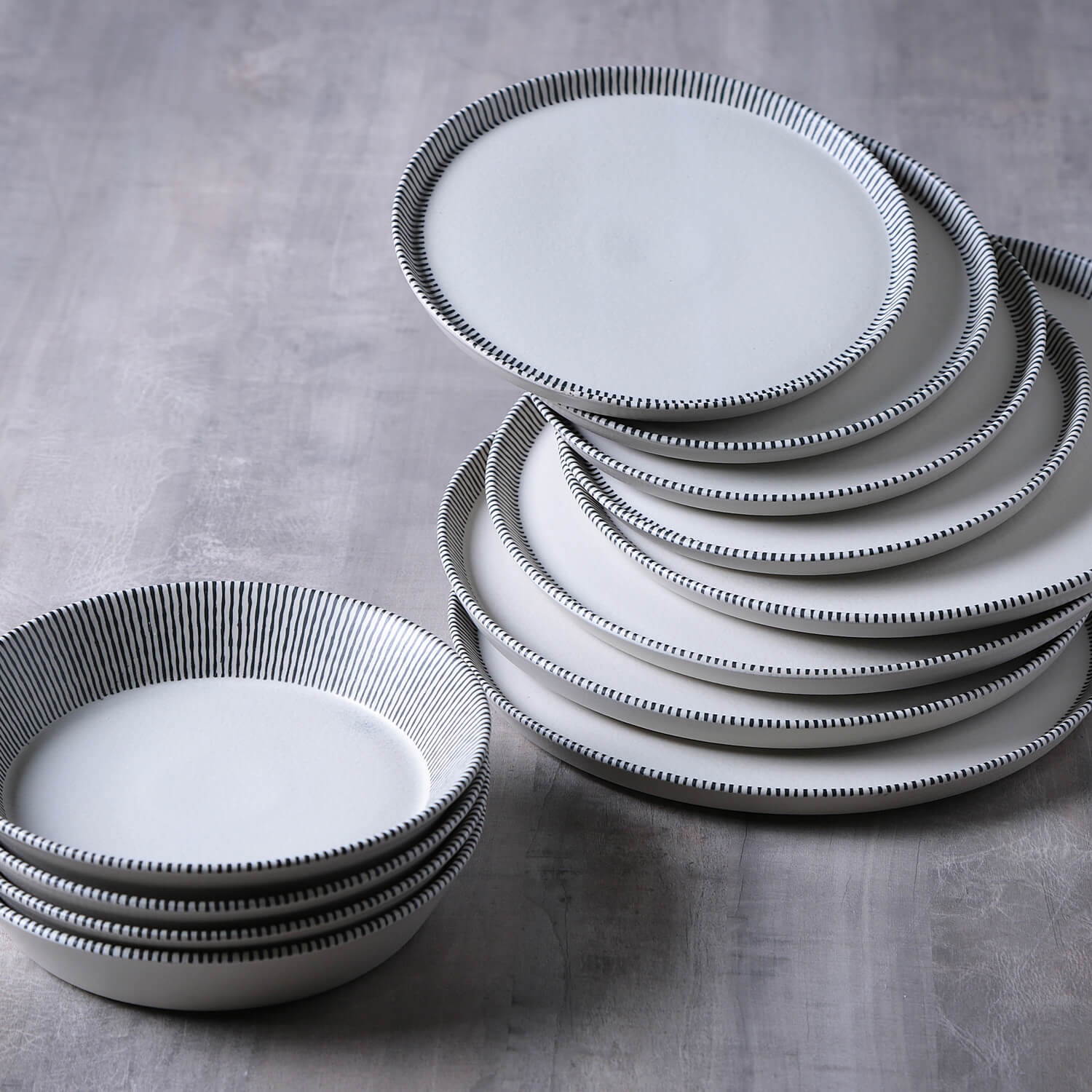 ポポラス　　/423 Conjunto com 6 Pratos Raso Neo Pulse Ø27cm - Porto Brasil Cerâmica