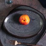 15414109401---PRATO-DE-SOBREMESA-OVAL-ORGANICO-TITANIUM-225x25CM---02