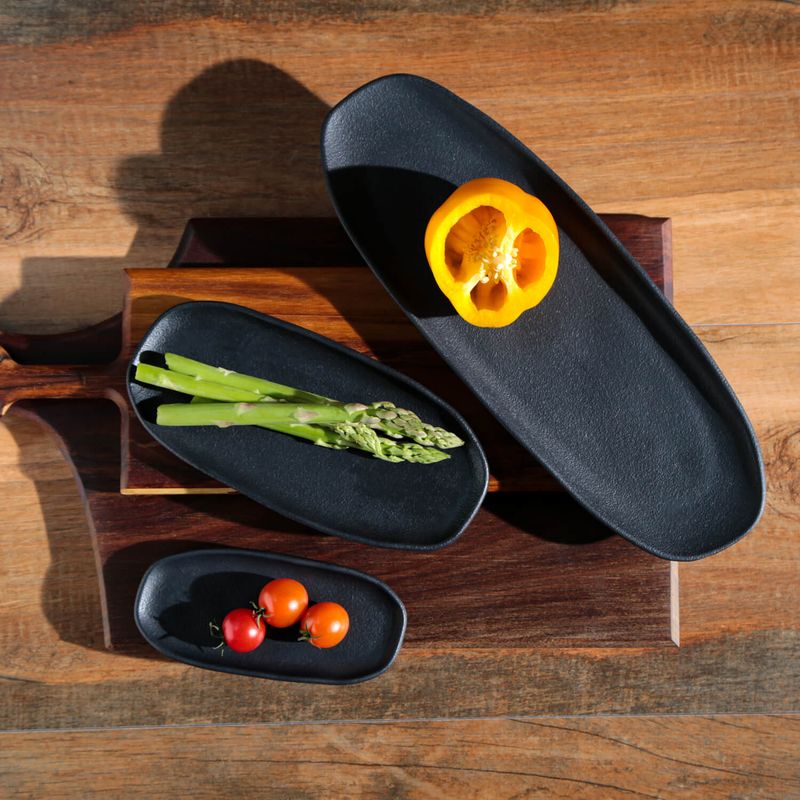 1511473901---TRAVESSA-OVAL-RASA-PEQUENA-ORGANICO-PRETO-MATTE-23x11-CM_5---Copia