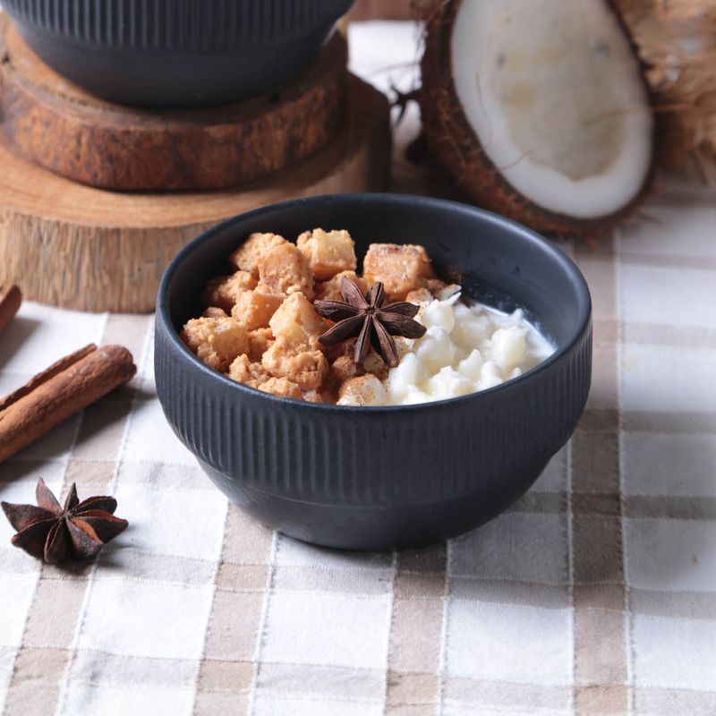 1696176901-BOWL-EMPILHAVEL-LINHAS-STONEWARE-330ML-PRETO-MATTE--3
