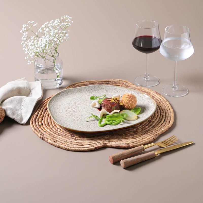 15314126301 PRATO RASO OVAL ORGANICO STONEWARE 31x24x2,5CM VANILLA0