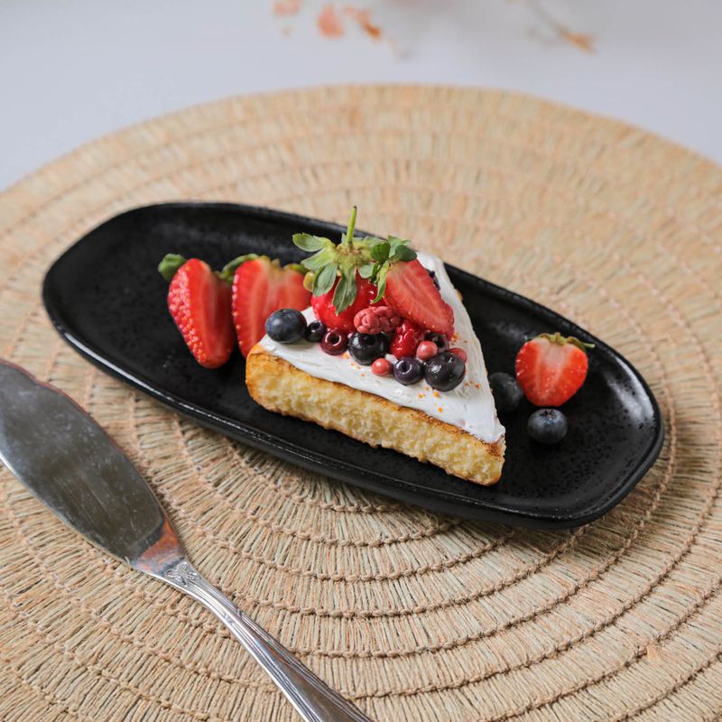 15114127401-TRAVESSA OVAL RASA PEQUENA ORGANICO STONEWARE 23x11CM0