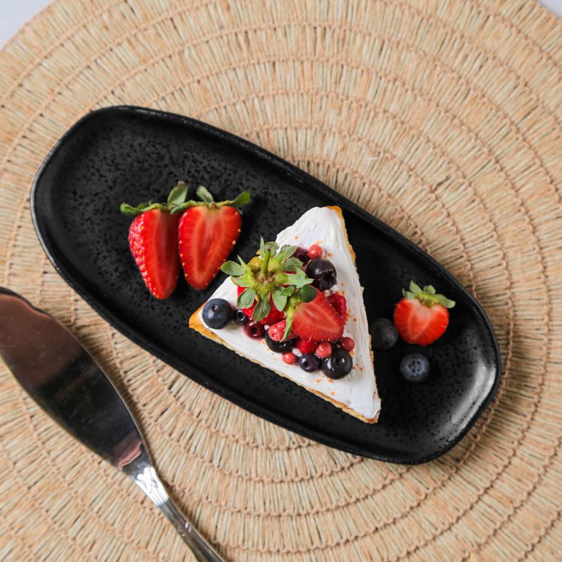 15114127401-TRAVESSA OVAL RASA PEQUENA ORGANICO STONEWARE 23x11CM02